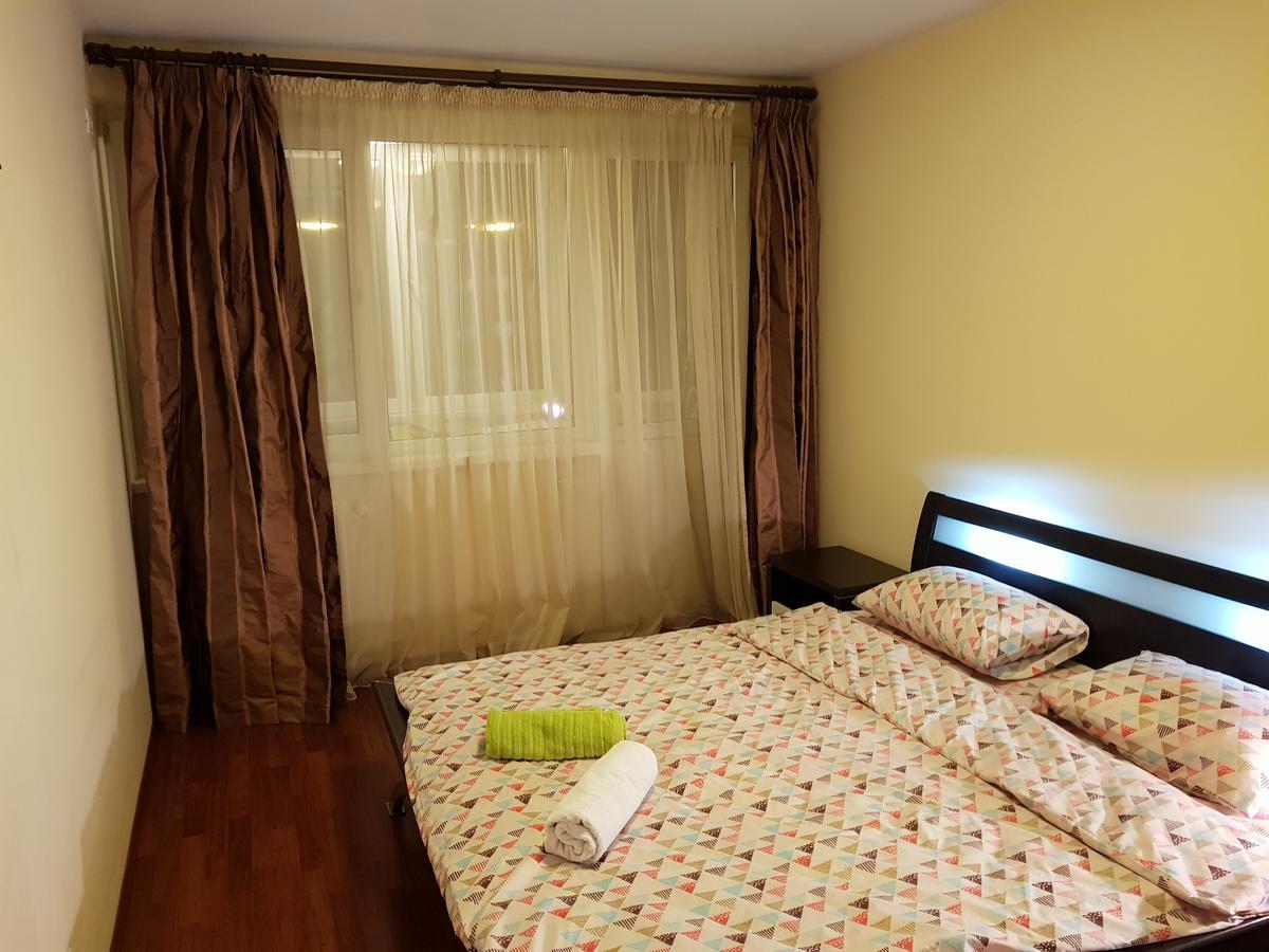 3 Rooms Stefan Cel Mare Bukarest Exteriör bild
