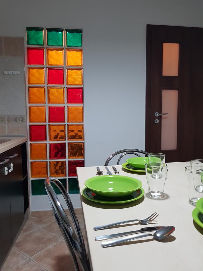 3 Rooms Stefan Cel Mare Bukarest Exteriör bild